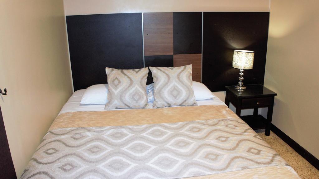 Urdesa Suites Hotel Guayaquil Eksteriør bilde