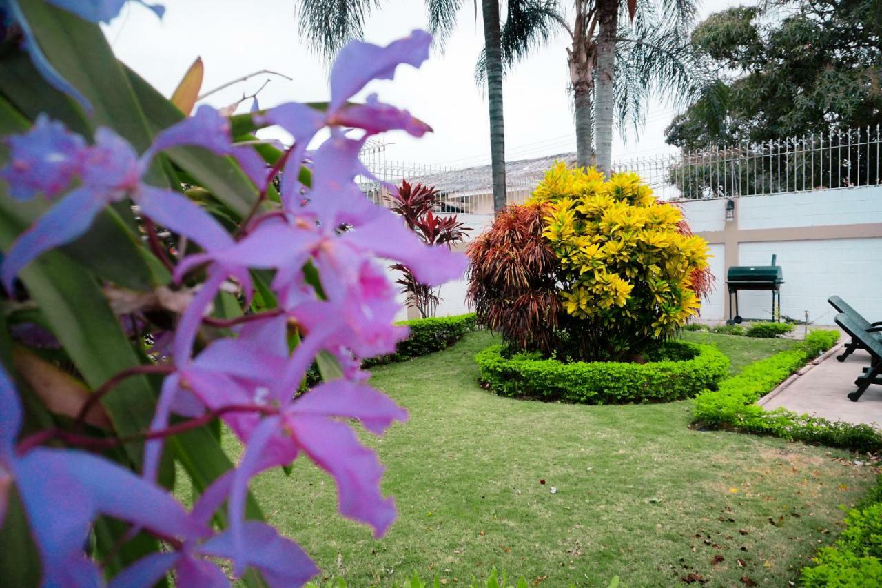 Urdesa Suites Hotel Guayaquil Eksteriør bilde